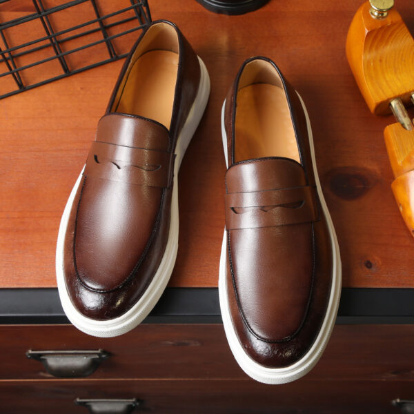 Breathable British Style Loafers Men - Image 9